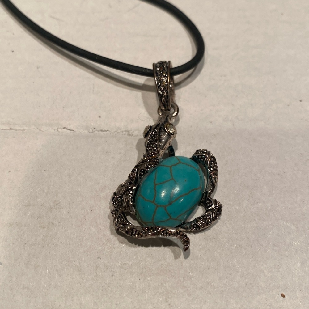 NWT Faux Turquoise with Snake Pendant Necklace